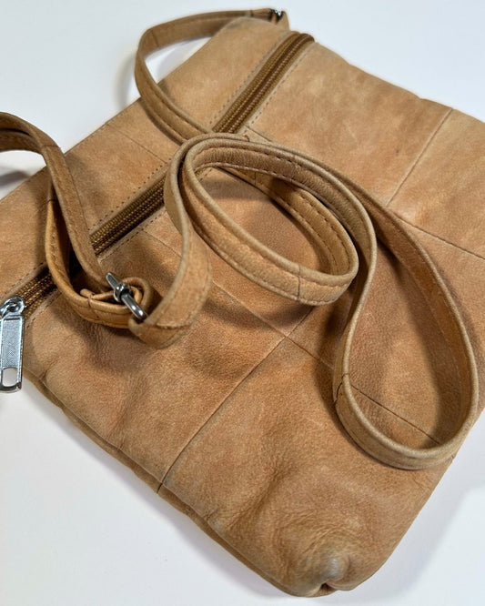 Vintage tan leather crossbody bag